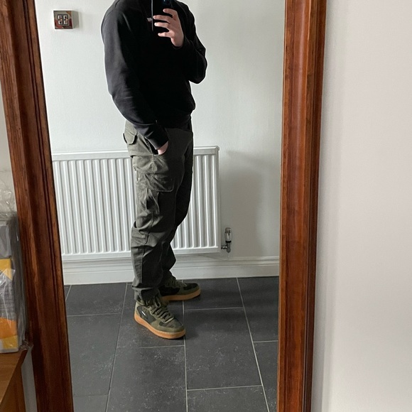 Meet your Posher, George - Picture 1 of 1